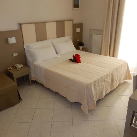 San Giorgio ホテル 3*